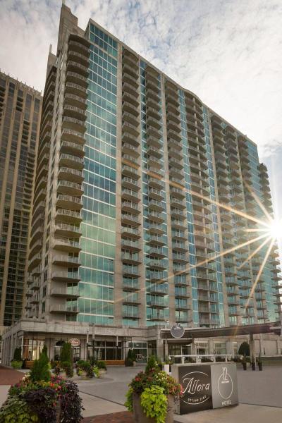 Twelve Midtown, Autograph Collection