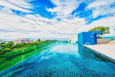 Acqua Condominium
