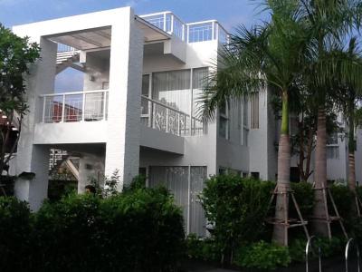 Verano Beach Villa