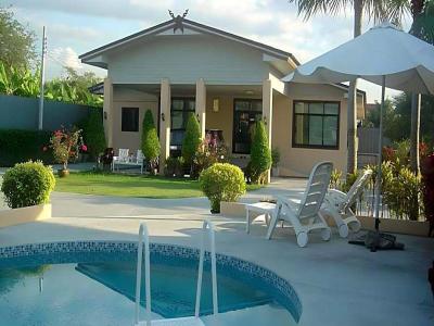 Qg Resort