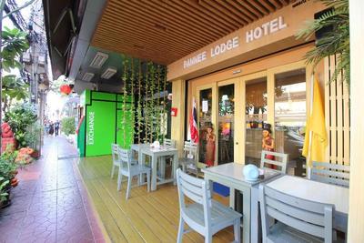 OYO 482 Pannee Lodge Khaosan