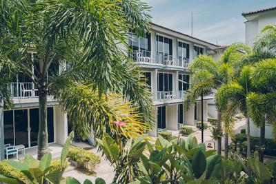 Combo Beach Hotel Samui