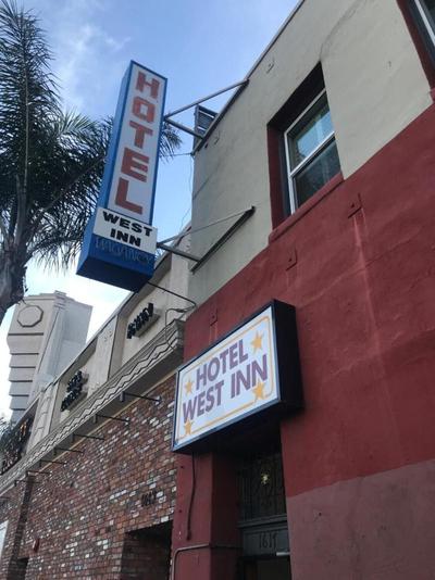 West Inn Hollywood La