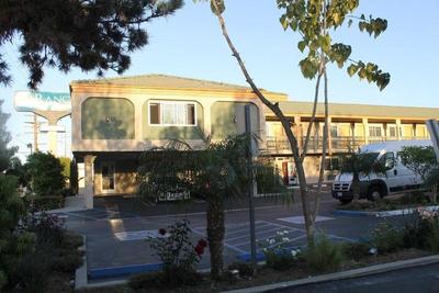 El Rancho Inn