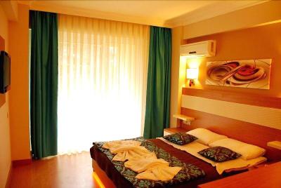 Flora Suites