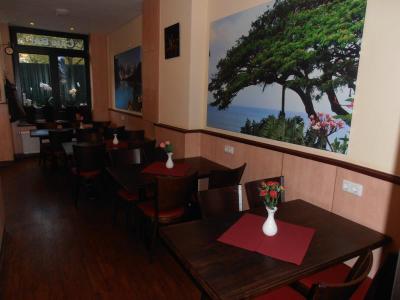 Altan Hotel
