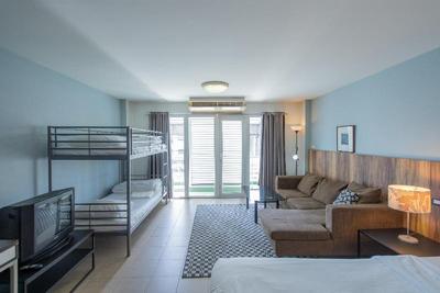 Sathorn Terrace Apartment