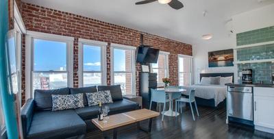 Venice Breeze Suites