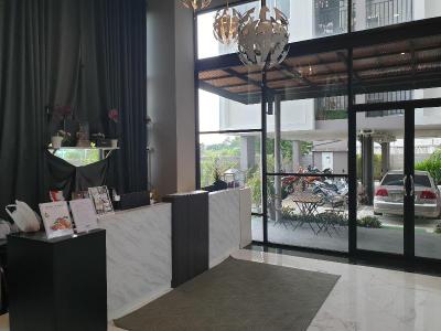 Iresidence Hotel Pathumthani