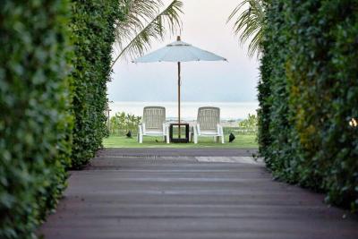 Triple Tree Beach Resort