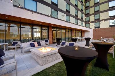 Hampton  & Suites Las Vegas Convention Center