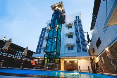Hua Hin White Villa