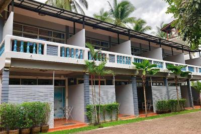 Bankrut Resort