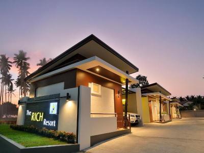 The Rich Resort