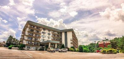 Park Tower Inn