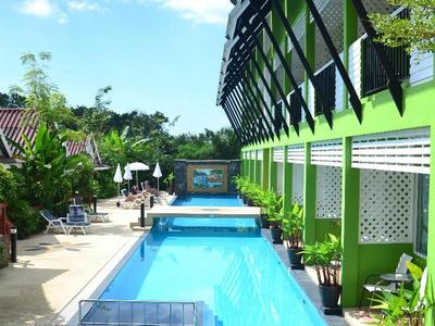 Khaolak C Nior Bungalows
