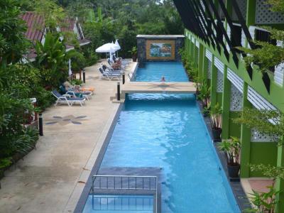 Khaolak C Nior Bungalows