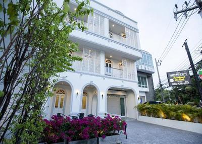 Number 4 Apartment