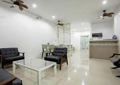 Number 4 Apartment