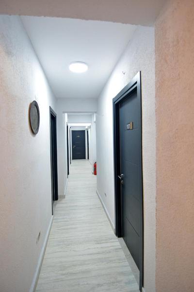 Ados Hotel