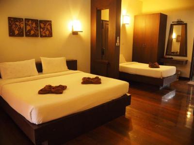 Phitarom Phi Phi Resort