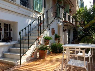 Villa Rose