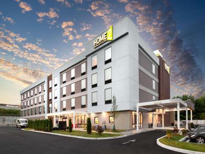 Home2 Suites Raynham Taunton