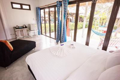 Mumsa Beach Resort & Restaurant