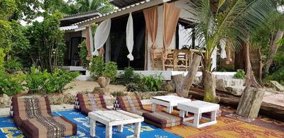 Haad Chao Phao Resort
