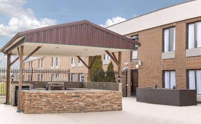 SureStay by Best Western Greenville
