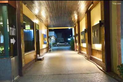 Phuluang Hotel by ZUZU