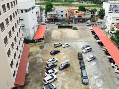 P A Thani Hotel