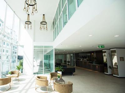 B2 Nakhonsawan Premier Hotel