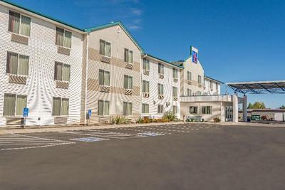 Motel 6 Redmond