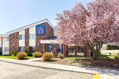 Motel 6 Spokane East