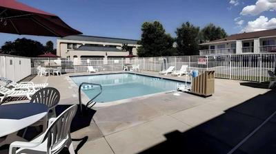 Super 8 by Wyndham Woods Cross/Salt LakeCity North