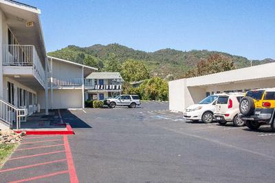 Motel 6 Ukiah, CA