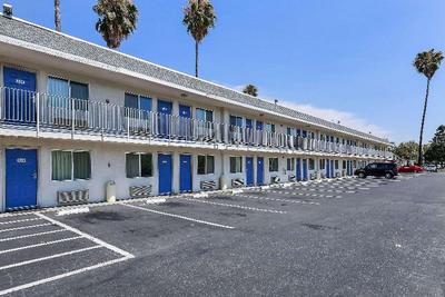 Motel 6 Pleasanton