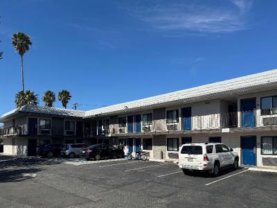 Motel 6 Simi Valley