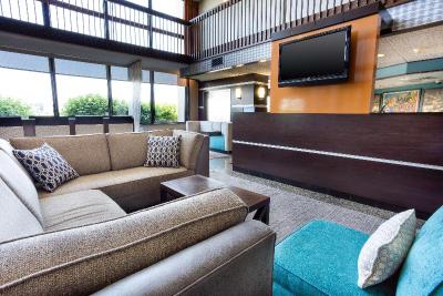 Drury Inn Suites Kansas City Airport