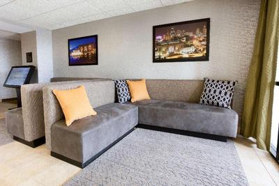 Drury Inn Suites Kansas City Airport