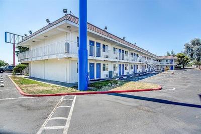 Motel 6 Stockton Charter Way West