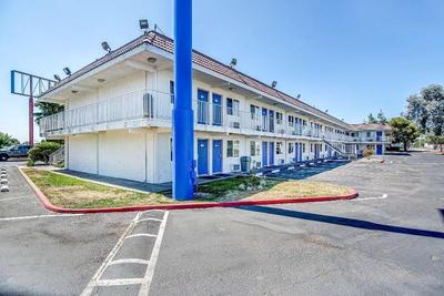 Motel 6 Stockton Charter Way West