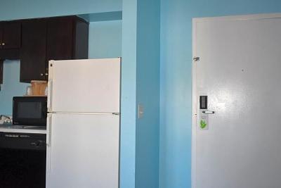 Guest Cottage And Suites