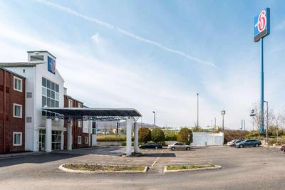 Motel 6 Newport