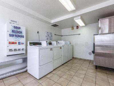 Motel 6 Phoenix Tempe Priest Dr