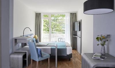 Living Hotel Am Olympiapark By Derag