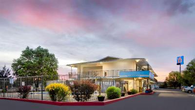 Motel 6 Gallup