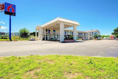 Motel 6 Oklahoma City North Frontier City
