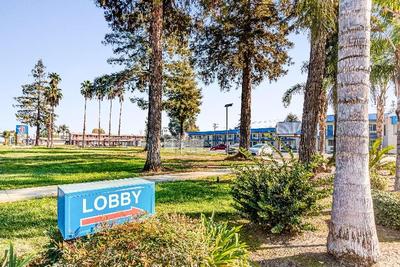 Motel 6 Visalia Ca